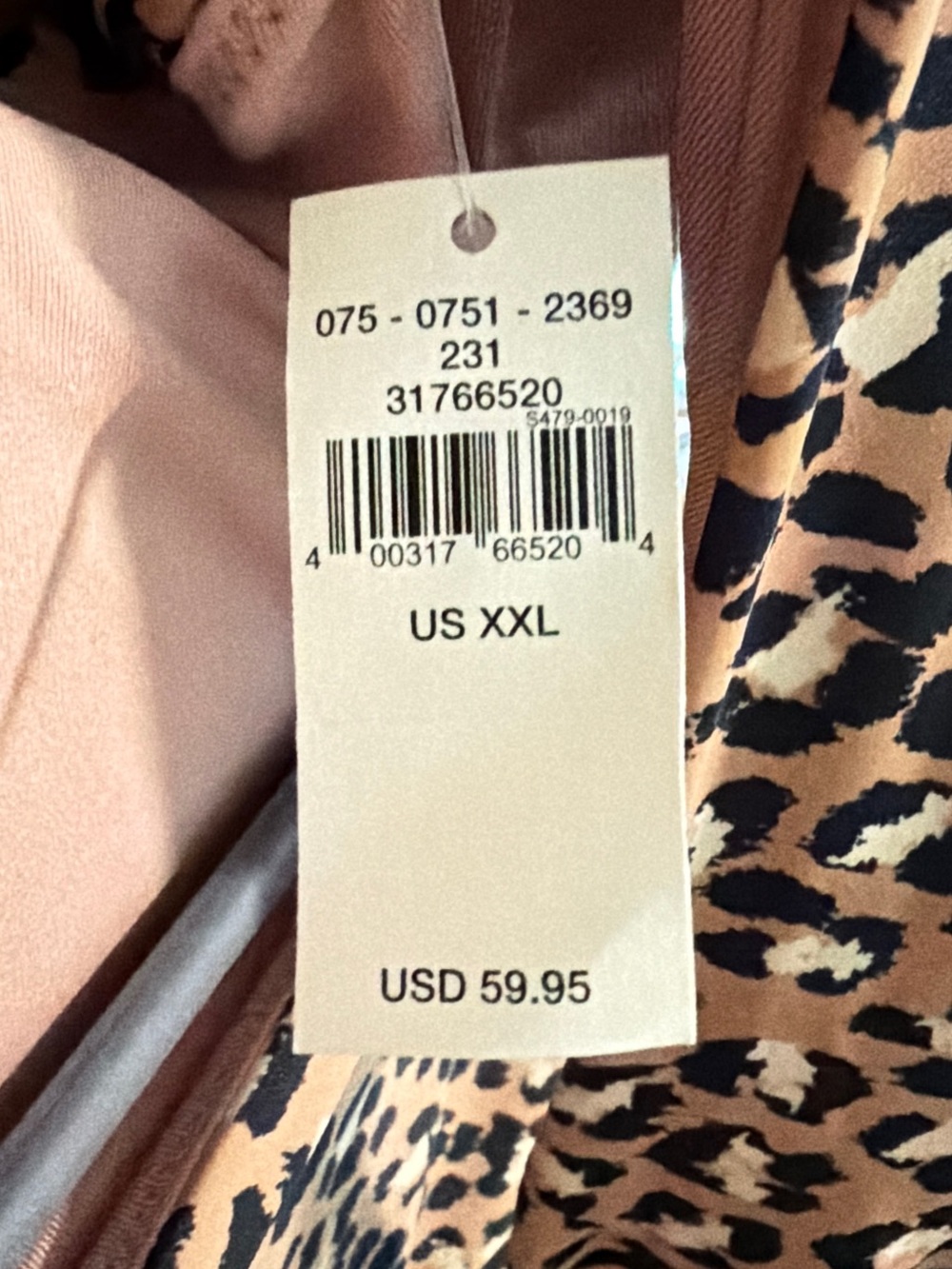 Aerie Leopard Full Coverage One Piece
Swimsuit size XXL - Picture 7 of 7